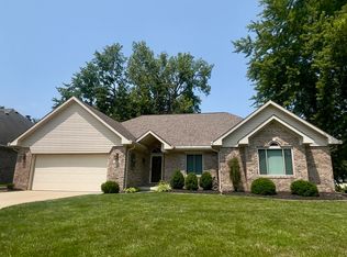 700 Andrews Blvd, Plainfield, IN 46168