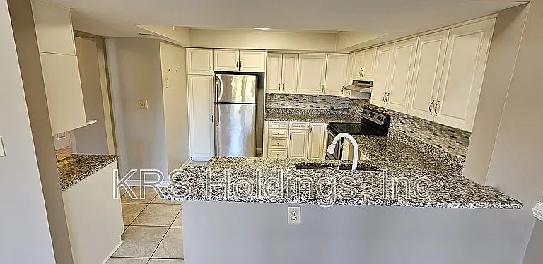 200 Mainsail Dr #200 — Photo 2