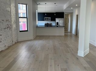 324 S Racine Ave APT 2S, Chicago, IL 60607