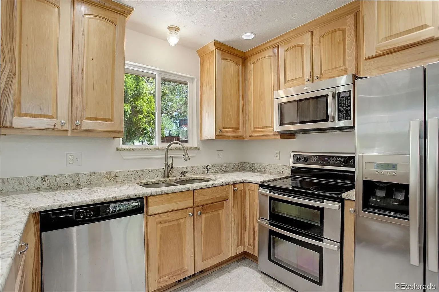 7552 Garland St — Photo 2