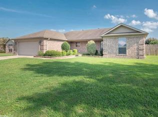 2406 Canterbury Ln, Cabot, AR 72023
