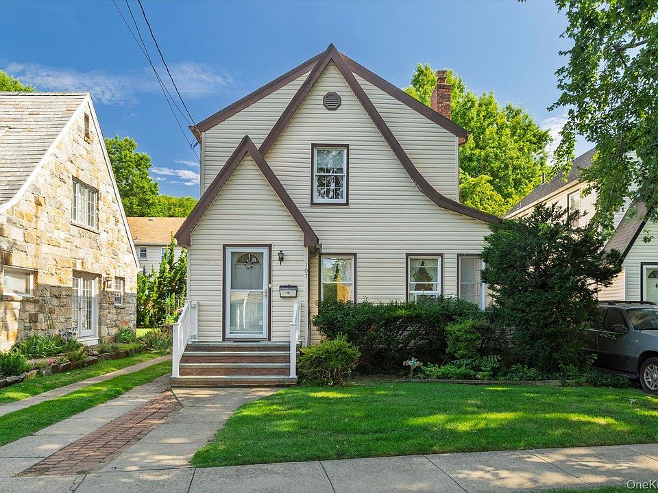 1st image of 107 Cherry Street
