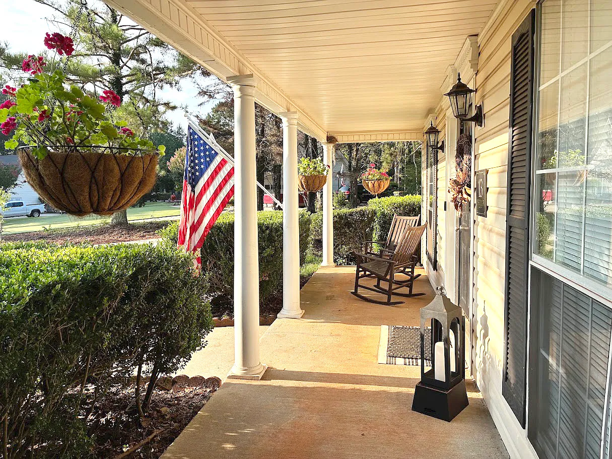 3 bed, 1332 sqft, $2,000 — Photo 3