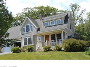 11 Hamlin St, Cape Elizabeth, ME 04107