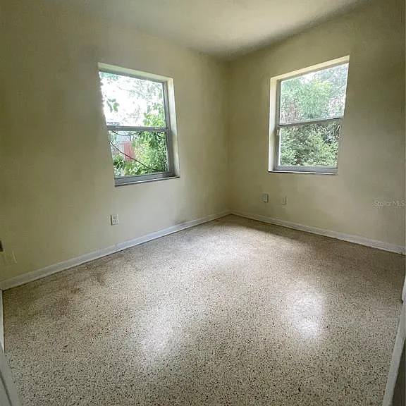 1324 Whitewood Dr — Photo 11