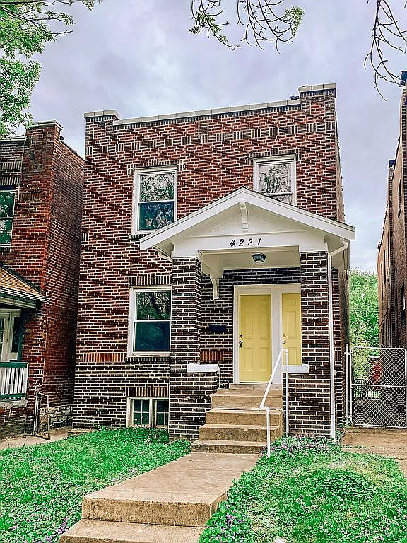 4221 California Ave photo 1