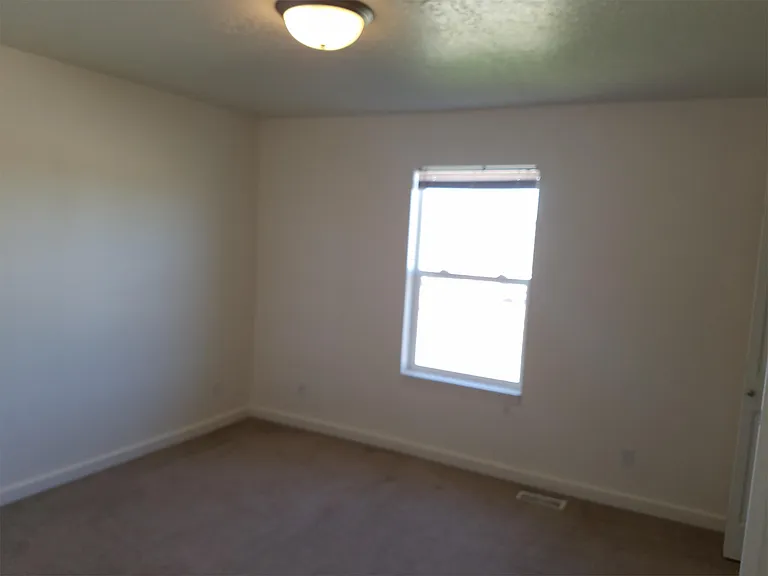 402 Par Ave — Photo 19
