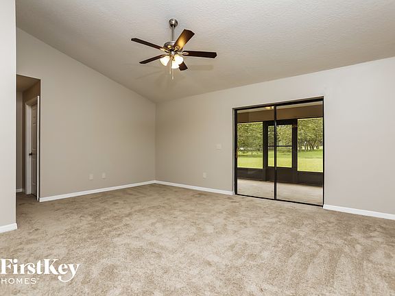 3rd image of 36828 Sundance Dr