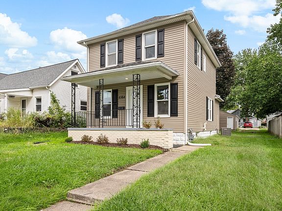 2nd image of 2384 28th St