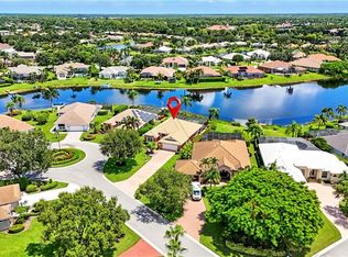 10826 Fulmar Ct, Naples, FL 34119