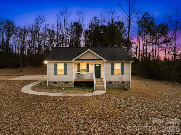 670 Summersby St, Chester, SC 29706