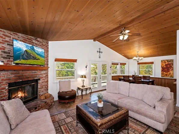 395 Wylerhorn Dr, Lake Gregory, CA 92325