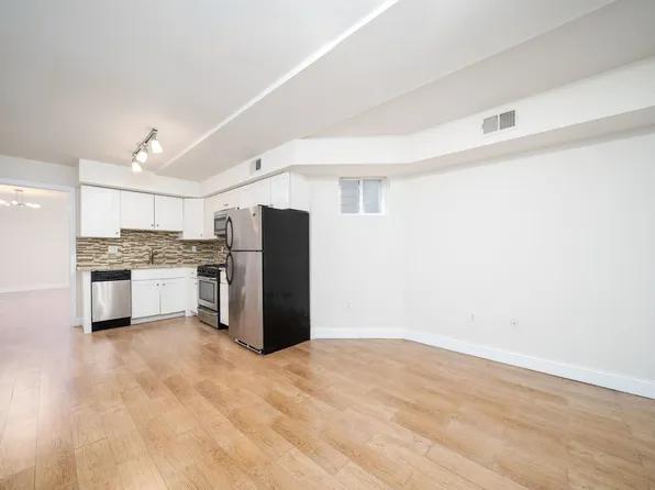 149 Webster Avenue image 3 of 31