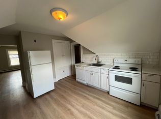 262 Walnut St #3, Manchester, NH 03104