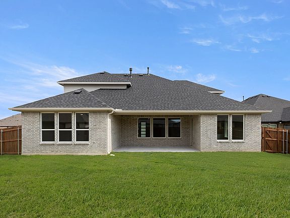 7th image of this home