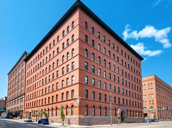 300 Wall St Unit 701, Saint Paul, MN 55101