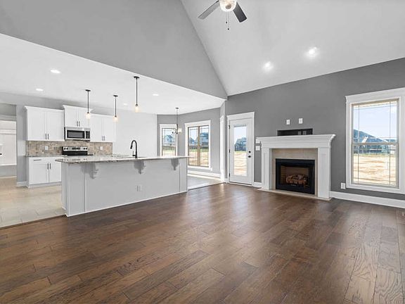 3rd image of 3 Wellington Dr