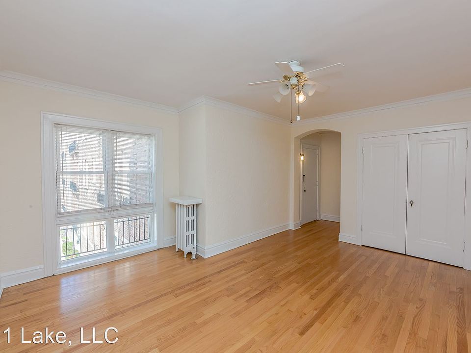 1st image of 923 Lake St #7431888