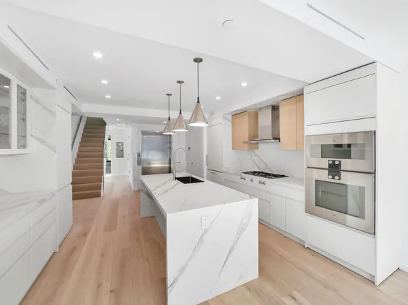 76 West 105th Street image 4 of 18