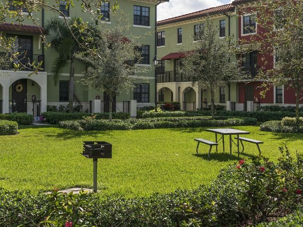 11755 City Hall Promenade