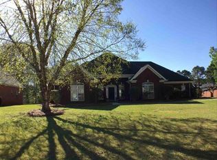 216 Knob Hill Dr, Warner Robins, GA 31088