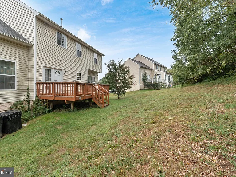 10107 Mike Rd — Photo 35