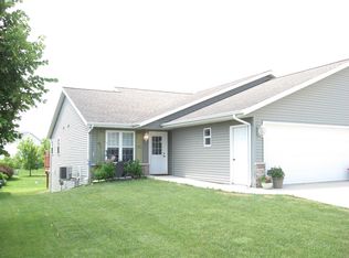 1274 Martin Ave, Fond Du Lac, WI 54935