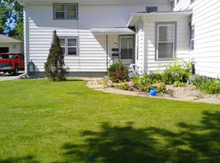 404 6th St NW, Faribault, MN 55021