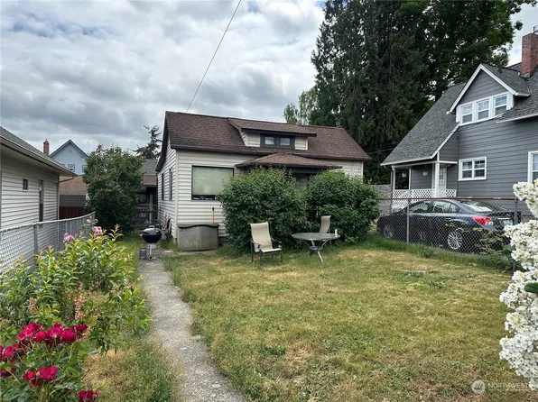 1229 8th Street, Bremerton, WA 98337