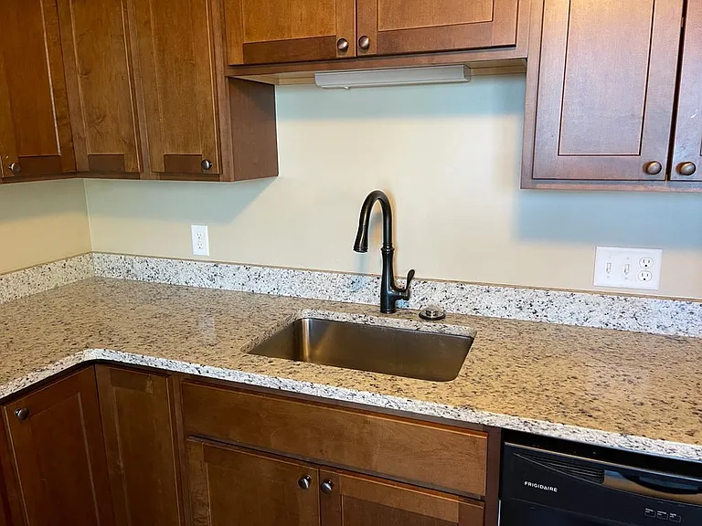 28 Lafayette Ave NE #11 — Photo 16