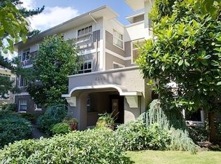 630 NE 23rd Ave #9, Portland, OR 97232