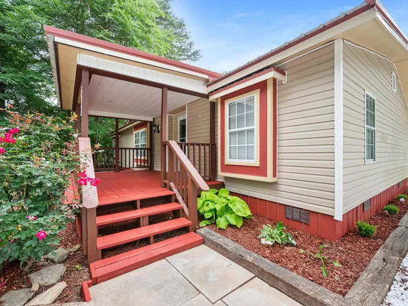 533 Meadow Cir, Sylacauga, AL 35151