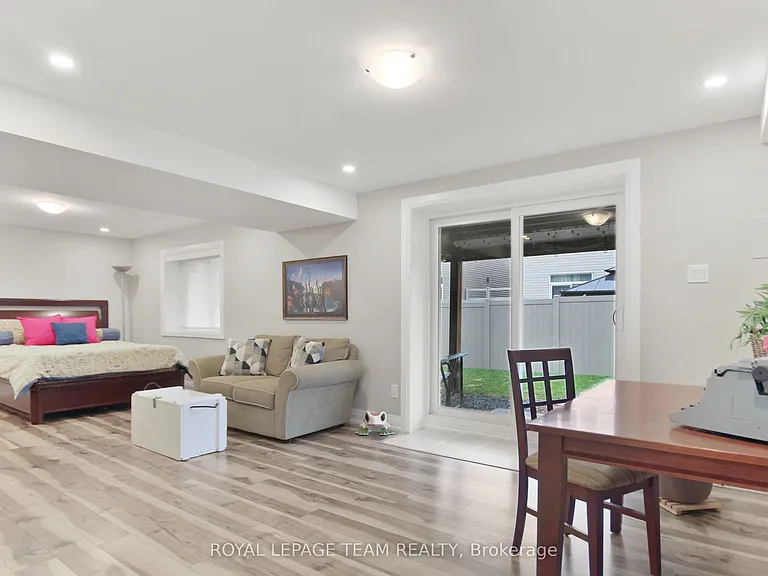 119 Discovery Cres — Photo 26