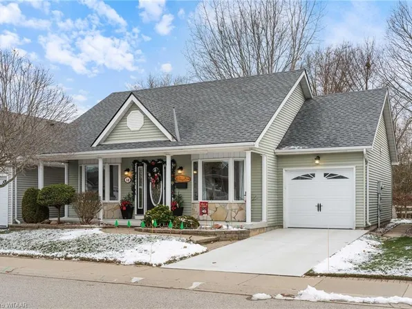 14 Wilkins Cres, Tillsonburg, ON N4G 5M5