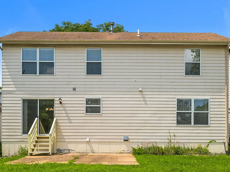402 Waterside Dr — Photo 18