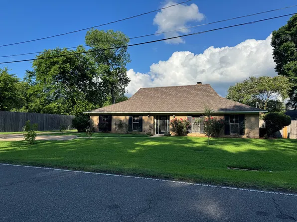 2108 Oakmont St, Monroe, LA 71201