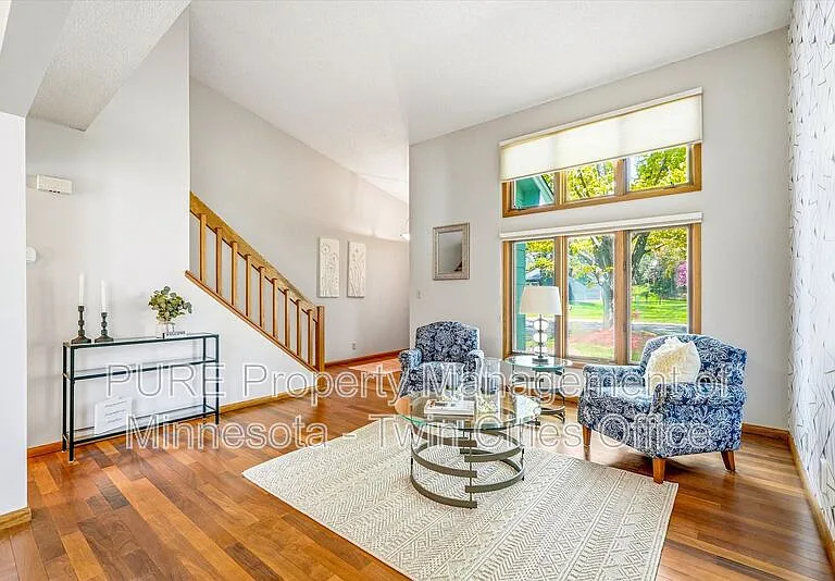 10247 Nottingham Trl — Photo 4