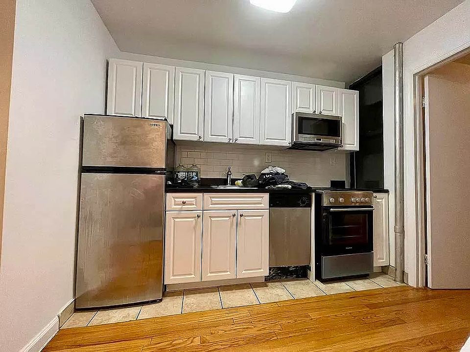 1st image of 225 E 89th St APT C3