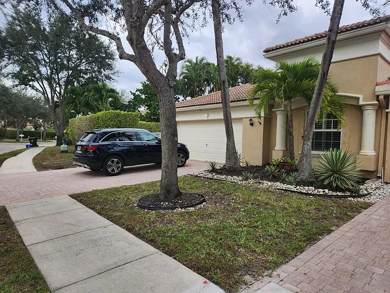 2564 Sandy Cay — Photo 9