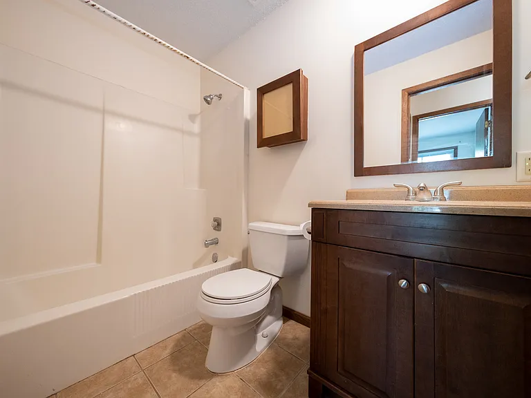 Full Bathroom Upstairs
