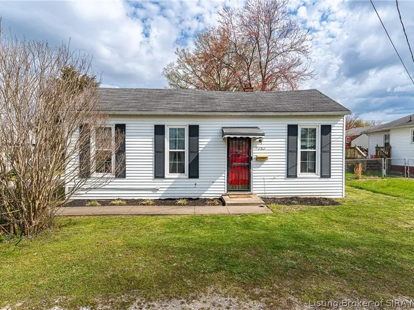 151 Maple Street, Sellersburg, IN 47172