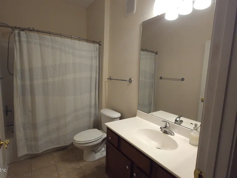 8601 Beach Blvd #705 — Photo 19