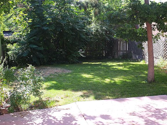 4th image of 2249 Dahlia St