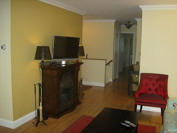 5th image of 84 Park Dr #84