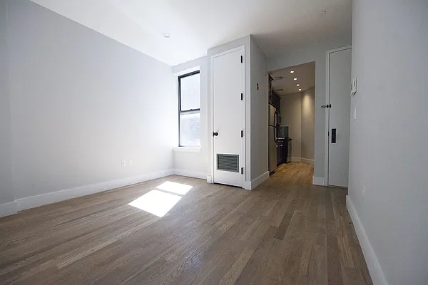 Rented by Brooklyn Group | media 30