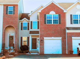 5392 Spring Ridge Dr W, Macungie, PA 18062