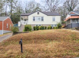 2541 Jewel St, East Pt, GA 30344