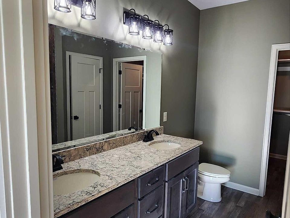 2nd image of 17656 Lakota Court Ridley Park #5
