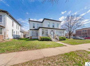 303 N Broad St, Mankato, MN 56001