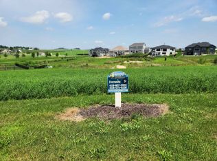 821 Valley Rd, Dane, WI 53529